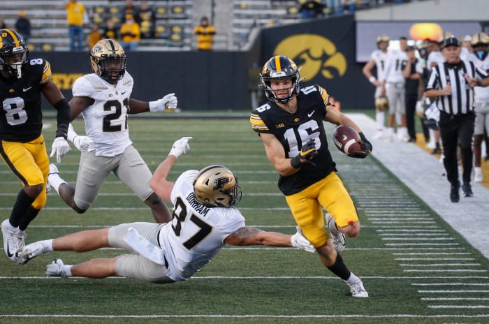 Charlie Jones vs purdue